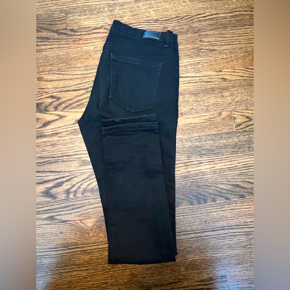 Jimmy’s black mid-rise jeans